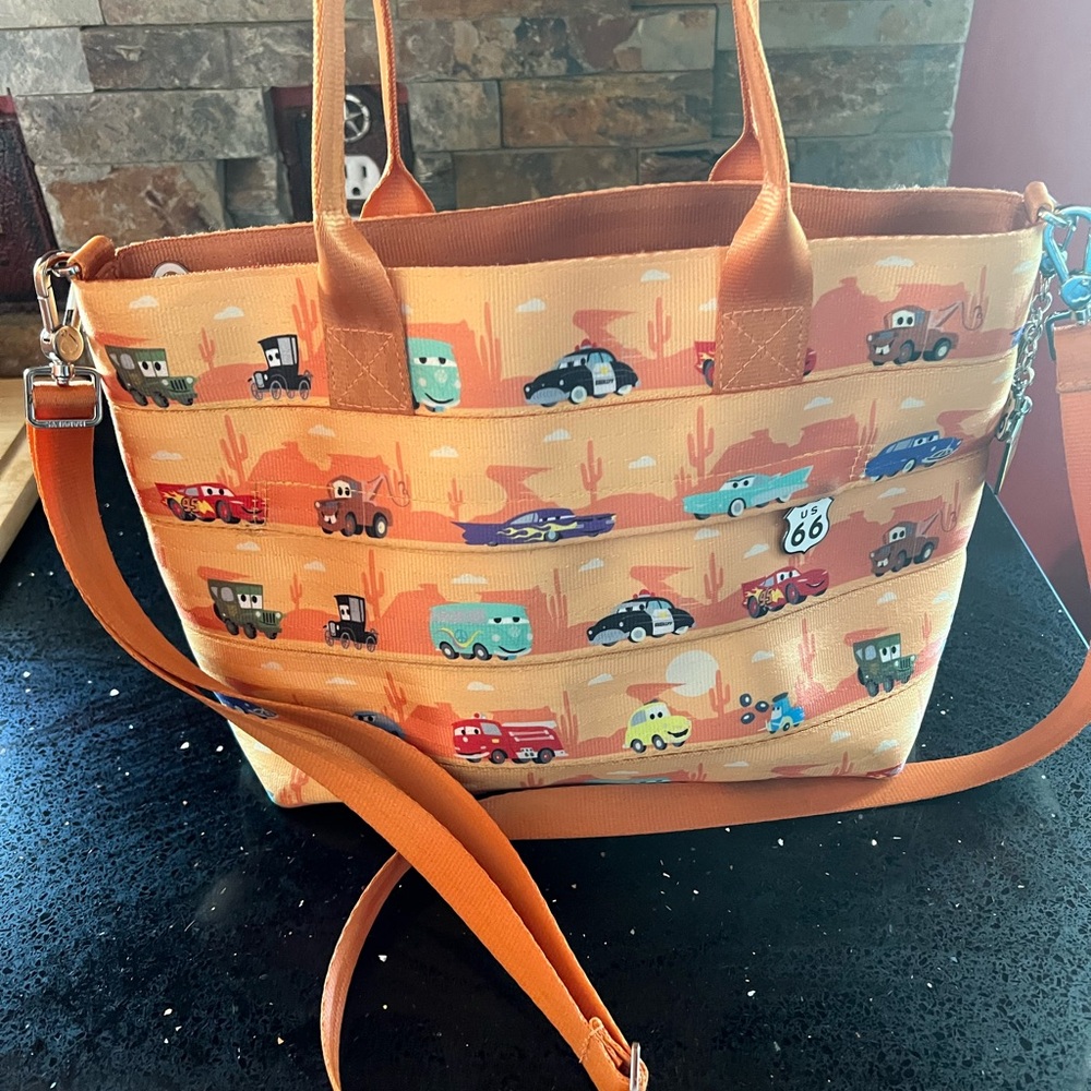 Harveys CARS crossbody